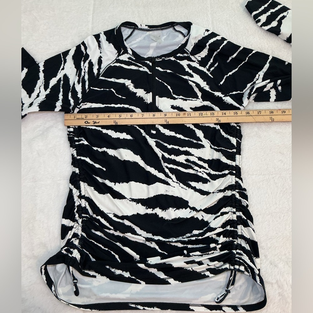 Black and White Zebra Print Women's Top - Picture 3 of 6
